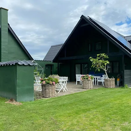 Nyaraló With Private Near Bidstrup Forest Hadsten Stationsby